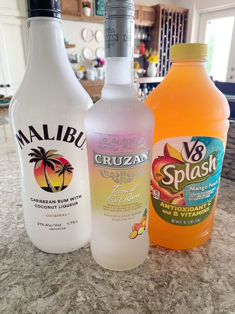 Cruzan Rum Recipes, Coconut Rum Drinks, Cruzan Rum, Pretty Alcoholic Drinks, Alcholic Drinks, Summer Drinks Alcohol, Mixed Drinks Alcohol, Yummy Alcoholic Drinks, Liquor Drinks