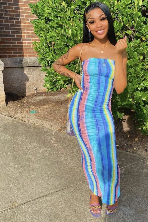 Tube Dress Outfit, Maxi Tube Dress, Birthday Fit, Cute Birthday Outfits, Glow Nails, Beauty Boutique, Streetwear Fashion Women, Striped Maxi, Cute Swag Outfits