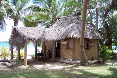 Tropical Girl Aesthetic, Country Side Life, Stranded On An Island, Wooden Hut, 29 Days, Deserted Island, Dream Summer, Ocean Fishing, Island House