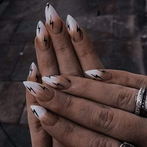 Nails Edges Painted, Edgy Simple Nails, Dark Edgy Nail Designs, Cuticle Tattoos For Women, Edgy Nails Grunge Street Styles, Two Different Nails On Each Hand, Crazy Almond Nails, Cute Edgy Nails, Western Grunge Nails