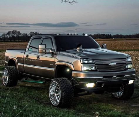 Trucks on Instagram: "Nice cateye🔥 Use my hashtag #truxfordays Owner: @daddymaxx_2.0 • • #lifted #liftedtrucks #liftedtruck #liftedlife #liftedlifestyle #lifteddiesel #liftedgmc #liftedchevy #liftedchevys #liftedon37s #liftedtrucksusa #liftedtrucksmatter #liftedtrucksdaily #trucks #trucksofinstagram #trucksdaily #obstrucksunlimited #truck #truckporn #trucklife #dieseltruckaddicts #dieselbros #dieselmafia #diesel #dieseltrucks #dieselpower #diesellife #dieseltruck #duramax" Custom Diesel Trucks, Cateye Duramax Lifted, Chevy Duramax Cat Eye, Chevy Cateye Lifted, Duramax Diesel Cat Eye, Lifted Cateye Chevy, Lifted Duramax Diesel, Chevy Duramax Diesel Lifted, L5p Duramax Trucks