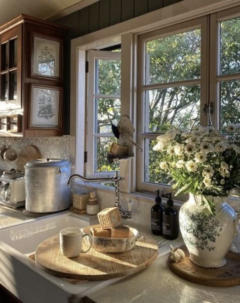 Cottage Homes Decor, Feminine House Aesthetic, Cottage Inspired Homes, Home Cooking Aesthetic, Homebody Aesthetic, Feminine Kitchen, Nature Homes, House Vibes, Farm Living