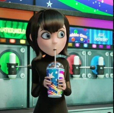 Mavis And Johnny, Transylvania Movie, Hotel Transylvania Movie, Mavis Hotel Transylvania, Animated Female, Mavis Dracula, Hotel Transylvania, Icons Pfp, Cartoon Icons