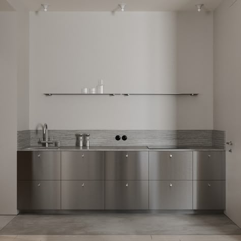 Nebo on Behance Inox Kitchen, Wabisabi Art, Aluminium Kitchen, Minimal Kitchen, Stainless Kitchen, Chrome Kitchen, Sopot, Metal Kitchen, Industrial Kitchen