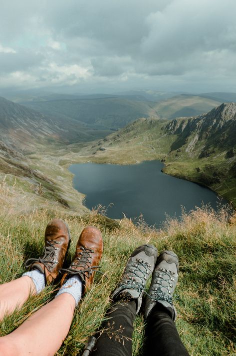 Summer Hiking Boots, Spring Camping, Best Hiking Shoes, Protect Nature, Camping Aesthetic, Summer Hiking, Outdoor Photographer, Hiking Aesthetic, Adventure Aesthetic