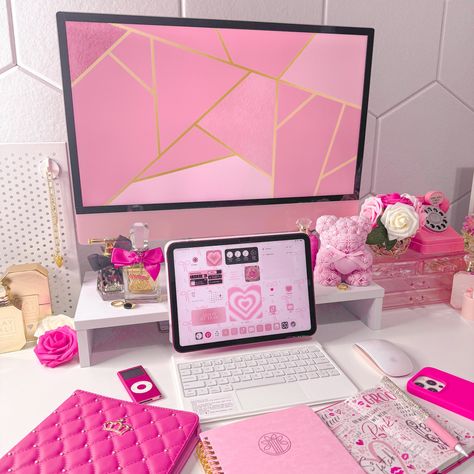 Imac Desk Setup Aesthetic Pink, Ipad Pink Aesthetic, Computer Desk Setup Aesthetic, Pink Office Aesthetic, Pink Imac, Pink Ipad Aesthetic, Pink Desk Setup, Imac Desk, Cover Photo Aesthetic