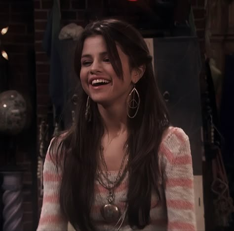 Selena Gomez Cute, Wizards Of Waverly, Alex Russo, Wizards Of Waverly Place, Waverly Place, Selena G, I Love Cinema, Marie Gomez, 2000s Fashion