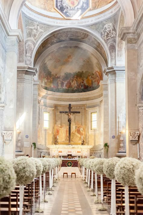 Italian Chapel Wedding, Wedding In Church Aesthetic, Italy Cathedral Wedding, Wedding Churches, Italy Church Wedding, White Wedding Chapel, Italian Church Wedding, Wedding Cathedral, Beautiful Church Wedding