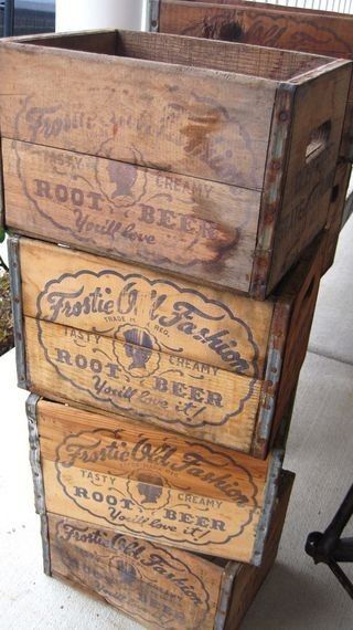 Dishfunctional Designs: Vintage Wood Crates: Upcycled & Repurposed Vintage Wood Crates, Crate Crafts, Old Wooden Crates, Vintage Wooden Crates, Vintage Crates, Beer Crate, Old Wooden Boxes, Old Crates, Crate Ideas