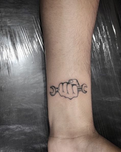 Small Mechanic Tattoo Ideas, Mechanic Tattoo Ideas Tools, Engine Tattoo Ideas, 221b Tattoo, Car Mechanic Tattoo, Tool Tattoo Mechanic, Easy Tattoos For Women, Wrench Tattoo, Jeep Tattoo