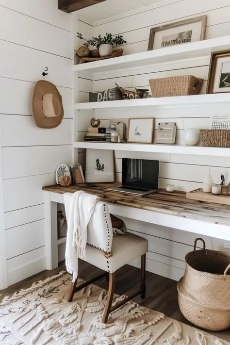 Modern Farmhouse Home Office Design Ideas Closet Turned Into Office, Modern Farmhouse Home Office, Farmhouse Home Office, Chic Modern Farmhouse, Guest Bedroom Home Office, Rustic Home Offices, Farm Office, Home Office Inspo, Over Toilet Storage