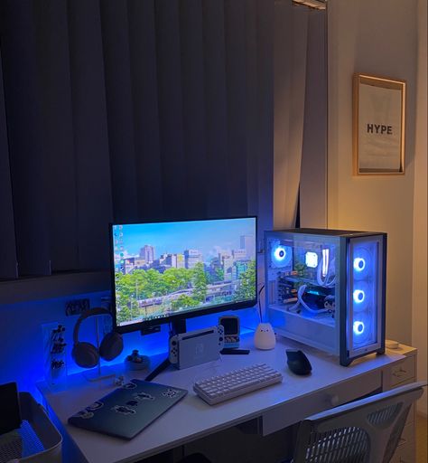 #genshinimpact #pcgaming #pcbuild #aesthetic Small Pc Setup, Battlestation Ideas, Background Thumbnail, Cozy Setup, Setup Gamer, Computer Set, Pc Build, Pc Gaming Setup, Otaku Room