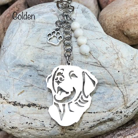 Golden Retriever Silhouette, Chien Golden Retriever, Animal Themed Jewelry, Luxury Dog Collars, Pet Keepsake, Homemade Lip Balm, Pet Jewelry, Dog Keychain, Dog Charm