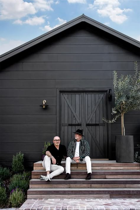 Dark Home Exterior, Modern Barn Style, Brick Face, Kerb Appeal, Mcm House, Homes To Love, Black Barn, Behind The Curtain, Red Brick House