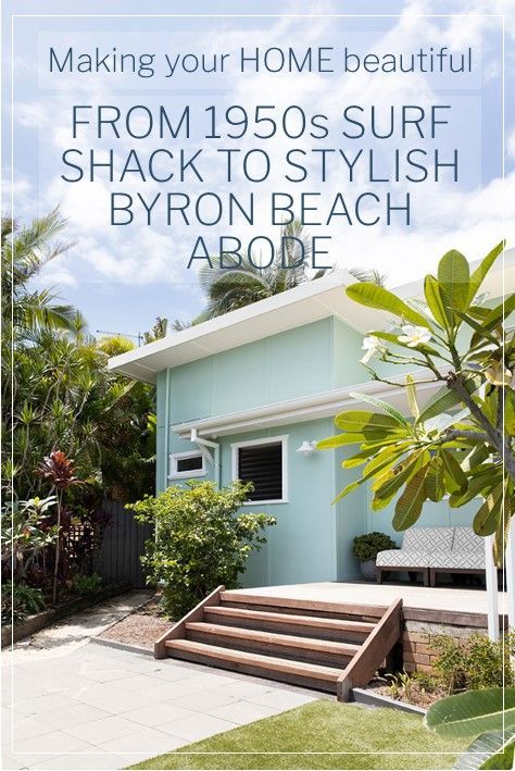 Much loved Australian television personality and presenter of The Block, Shelley Craft, completely transformed a dated fibro surf shack to a beautiful family home. Surf House Interior, Beach Shack Kitchen, Beach Shack Interior, Beach Shack Exterior, Surf Interior, Surf Style Home, Retro Beach House, Australian Beach House, Byron Beach