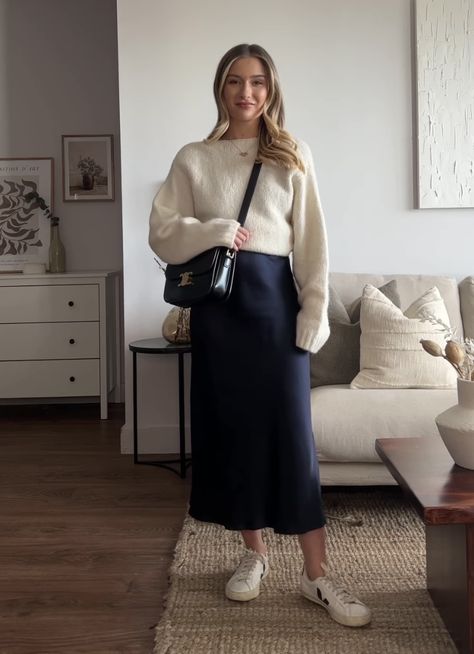 Winter Skirt Outfit With Sneakers, Sweater And Satin Skirt, Pleated Maxi Skirt Outfit Winter, Silk Skirt With Sneakers, Winter Satin Skirt Outfit, Casual Silk Skirt Outfit, Satin Skirt With Sweater, How To Style Satin Skirt, Black Satin Skirt Outfit Winter