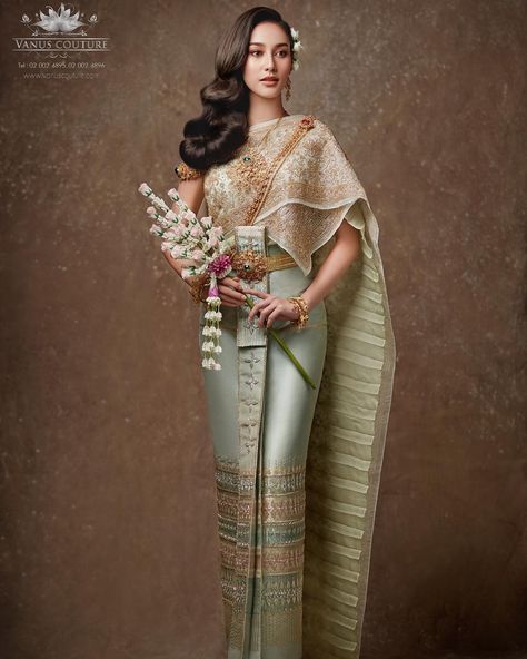 Thai Traditional wedding dress credit Vanus Couture Thailand Traditional Dress, Thai Outfits, Thai Traditional Clothing, Thailand National Costume, Cambodian Wedding Dress, Thai Dresses, Thailand Dress, Cambodian Wedding, Traditional Asian Dress