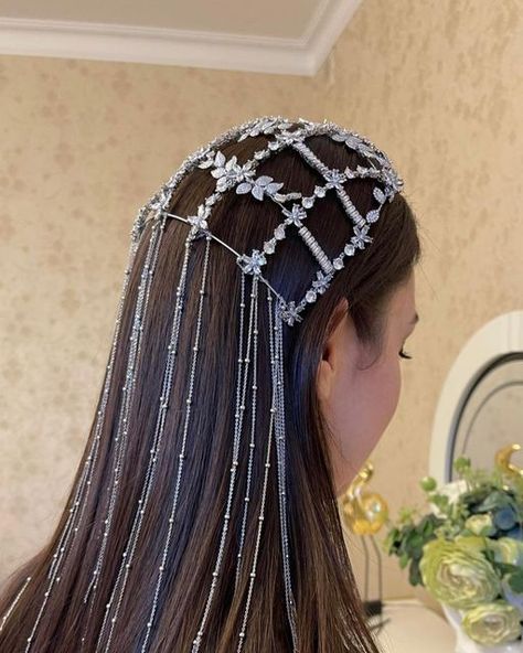 Diamond Headpiece, Silver Silverware, Diamond Hair, Rhinestone Hair Comb, Bridal Hair Piece, Headband Jewelry, Headpiece Jewelry, Vestidos Vintage, Crown Hairstyles