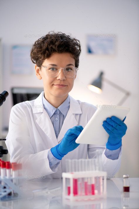 Research Photography, Scientist Portrait, Lab Photoshoot, Laboratory Idea, Lab Photography, Sitting At Table, Lab Work, Laboratory Design, Work Photography