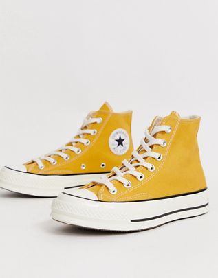 Converse Chuck '70 Hi Sunflower Yellow sneakers Yellow Trainers, Yellow Converse, Dr Shoes, Yellow Sneakers, Basket Noir, Sunflower Yellow, Converse Chuck 70, Yellow Shoes, Aesthetic Shoes