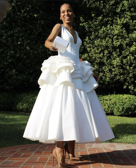 Opera Outfit What To Wear To The, Civil Wedding Outfit, Christopher John Rogers, John Kerry, Court Wedding, Elegant Dresses Classy, Kerry Washington, Looks Party, Dream Wedding Ideas Dresses