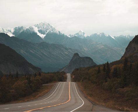 Amish Clothes, Kluane National Park, Alaska Road Trip, Forever Winter, Alaska Photos, Alaska Highway, Kindness Of Strangers, Ultimate Road Trip, Rv Road Trip