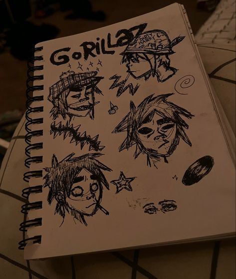 Grunge alt aesthetic drawing doodle page of Gorillaz characters Album Covers Aesthetic Drawing, Alternative Drawing Style, Grunge Room Drawing, Drawing Grunge Sketch, How To Draw 2d Gorillaz, 2d Drawing Gorillaz, Loser Lover Drawing, 2d Gorillaz Aesthetic, Drawing Grunge Aesthetic