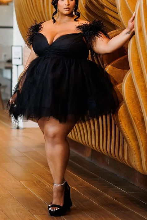 Plus Size Black Party Feather Tulle Cami Mini Dresses Plus Size Party Dresses Cocktails, 21st Birthday Outfits Plus Size Dresses, Black Plus Size Cocktail Dress, 21 Birthday Outfit Plus Size, Birthday Dress Black Women Plus Size, Plus Size Photoshoot Outfits, Plus Size Birthday Outfits Black Women, Big Bust Dress, Birthday Dinner Outfit Plus Size