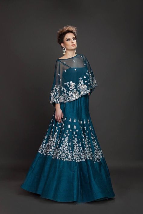 Peacock Blue Gown, Lehengas Wedding, Peacock Photos, Lehenga Saree Design, Lehenga Jewellery, Bridal Lehengas, Fashion Forecasting, Indian Bridal Dress, Cape Jacket