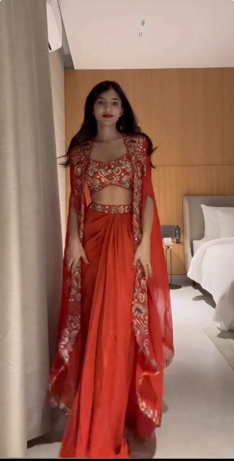 Red Engagement Outfit, Night Wedding Outfit Guest Indian, Outfits For Engagement Party Guest, Haldi Outfit Ideas For Guest, Tulip Style Dress, Light Pink Indian Outfit, Bridesmaid Mehendi Outfit, Dress For Diwali Festival For Women, Wedding Dresses Guest Indian