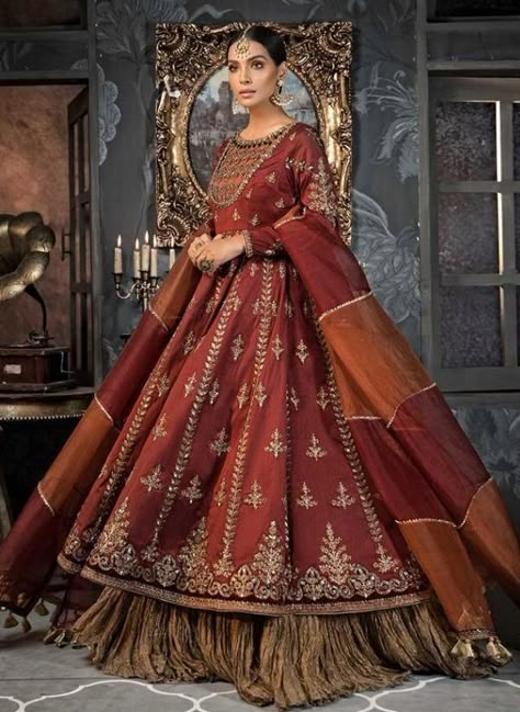 भारतीय दुल्हन संबंधी, डिजाइनर कपड़े, Shadi Dresses, Pakistani Designer Clothes, Desi Wedding Dresses, Bridal Dresses Pakistan, Pakistani Wedding Outfits, Desi Outfits, Maria B