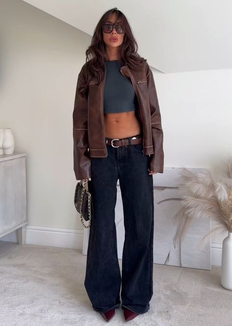 Nye Outfit With Jeans, Velvet Suit Women Outfit, Club Outfits In Winter, Fall Fashion 2024 Aesthetic, New Years Eve Cold Weather Outfit, Elevated Grunge Outfits, Model Off Duty Outfits Winter, Soft Dramatic Dark Autumn, Cool Fashion Aesthetic