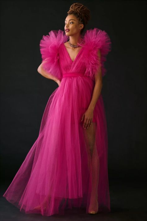 Gown With Corset, Satin Outfits, Net Skirt, Formal Fashion, Tulle Bows, Pink Fits, Pink Gowns, Long Evening Gowns, Tulle Prom Dress