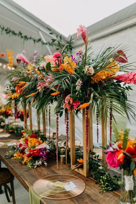 Tropical Outdoor Wedding, St Pete Pier, Tropical Wedding Centerpieces, Tropical Centerpieces, Tropical Wedding Theme, Tropical Wedding Decor, Tropical Wedding Inspiration, Tropical Wedding Flowers, Fiesta Tropical