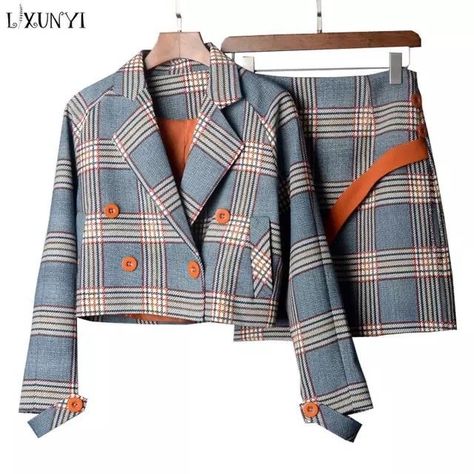 Suit Set Women, Mode Chanel, Skirt Suit Set, A Line Mini Skirt, Plaid Skirt, Fashion Design Clothes, Suit Set, Mode Vintage, Plaid Skirts