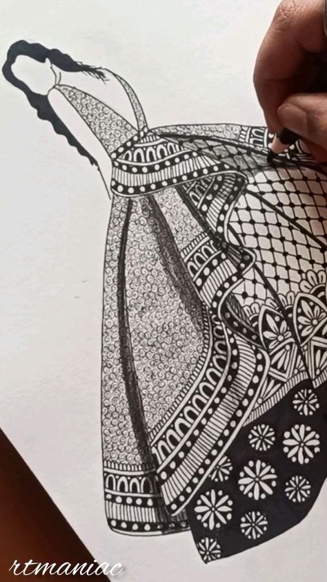 Floral Drawing Design, Dresses Art, Mandala Zentangle, Fashion Illustration Tutorial, Easy Mandala Drawing, Fashion Figure Drawing, Boho Art Drawings, Fashion Illustrations Techniques, Fashion Drawing Sketches