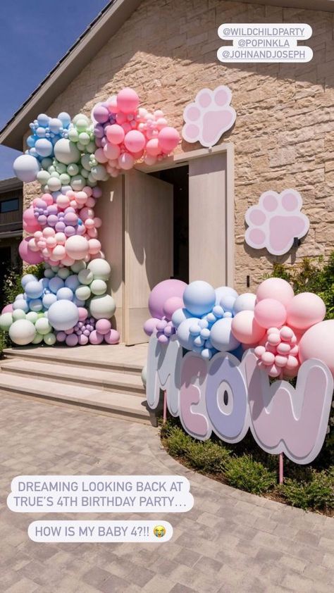 KHLOE Kardashian has given fans a closer look at her daughter True’s over-the-top fourth birthday party outside her $17million Los Angeles mansion. Khloe, 37, has provided her “favorite details” about her daughter’s birthday bash in a series of Instagram Stories. In the first Instagram Story, the Keeping Up With The Kardashians alum felt she was “dreaming” as […] Gabby Cat Birthday Party Ideas, Birthday Party Outside, Gabbys Dollhouse Birthday Party, Cat Bday, Gabby Birthday, Aaliyah Birthday, Fourth Birthday Party, Party Outside, Dog Themed Birthday Party