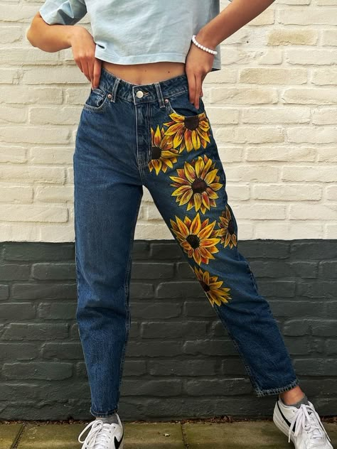 Custom Jeans to Order. sunflowers Jeans. Custom Pants. Painting of Jeans According to Flowers Design. Custom Denim Trousers. - Etsy Pants Painting, Jeans Painting, Hippie Diy, Sunflower Outfit, College Vibes, Custom Pants, Jeans Custom, Cloth Painting, Painted Clothes Diy