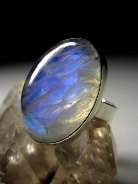 Moonstone .Mineral. Moonstone Aesthetic, Aesthetic Ethereal, Holo Taco, Aesthetic Color, Polish Ideas, European Culture, Moonstone Stone, Aesthetic Colors, Photo Collection