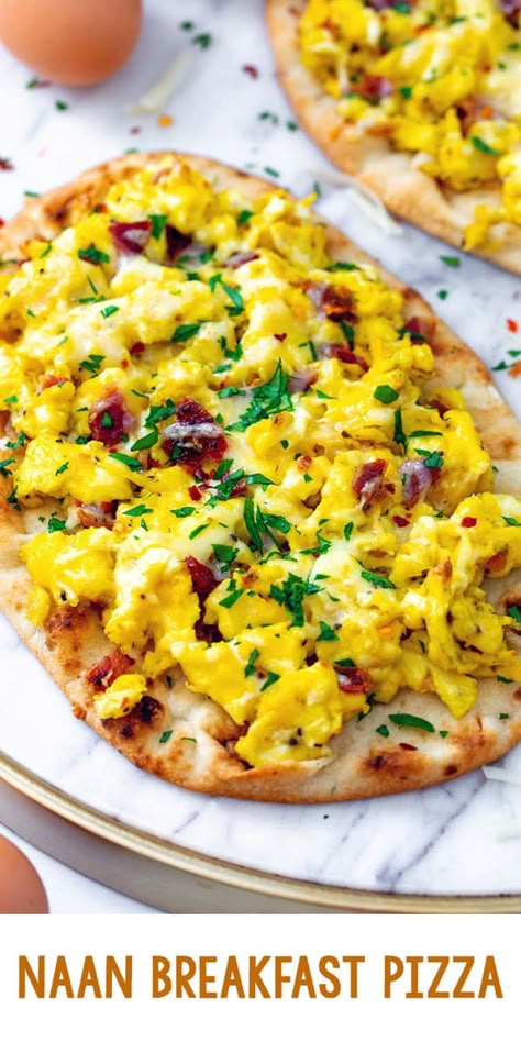 Naan Breakfast Pizza, Breakfast Flatbread Pizza, Naan Breakfast, Scrambled Eggs Bacon, Breakfast Pizzas, Flatbread Pizzas, Naan Bread Pizza, Naan Pizza Recipes, Breakfast Pizza Recipe