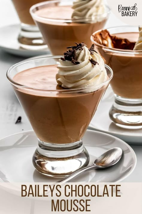 This baileys chocolate mousse is so decadent, rich and silky! It's a delicious, chocolatey dessert that is easy to make and great for dinner parties or to impress guests. This no-bake, easy dessert recipe will soon become your favourite chocolate mousse. If you are a chocolate lover then this alcoholic dessert is for you! #chocolate #chocolatedesserts #foodphotography #foodphotographer #baileys #chocolatemousse #dessert #easyrecipe #chocolaterecipes #baileysmousse #mousse #patisserie Baileys Chocolate Mousse Recipe, Baileys Chocolate Mousse, Baileys Dessert, Mousse Recipes Easy, Chocolate Mousse Cups, Romantic Breakfast, Baileys Recipes, Bake Easy, Alcoholic Desserts