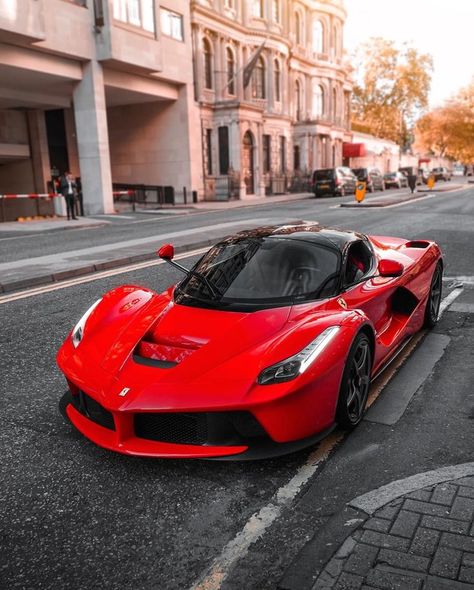 Red La Ferrari, Ferrari La Ferrari Wallpaper, La Ferrari Wallpaper, Red Ferrari Aesthetic, Ferrari Aperta, Aesthetic Car Accessories, Tokyo Drift Cars, Hd Photography, Wallpaper Luxury