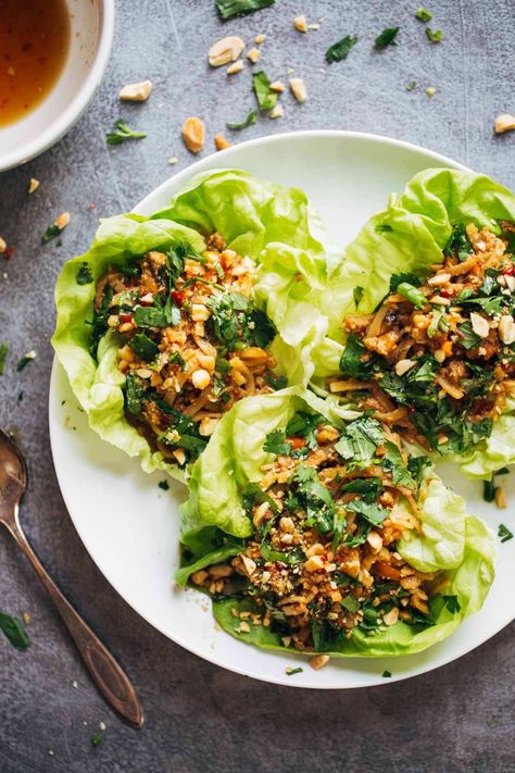 Peanut Chicken Lettuce Wraps with a Ginger Garlic sauce - made from scratch with chicken, peanuts, rice noodles, and extra sauce for serving! #easyrecipe #healthy #cleaneating #chicken | pinchofyum.com Peanut Chicken Lettuce Wraps, Garlic Ginger Sauce, Pinch Of Yum, Peanut Chicken, Ginger Sauce, Chicken Lettuce Wraps, Lettuce Wraps, Garlic Sauce, Rice Noodles