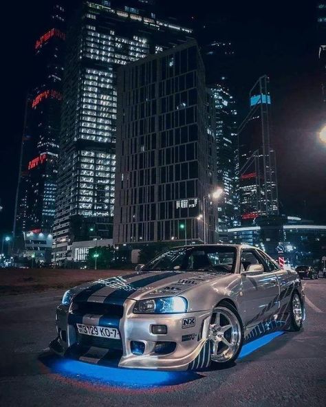 Fast and Furious Brian's Car GTR Godzilla Kereta Sport, Nissan Gtr Wallpapers, Mobil Mustang, Nissan R34, Nissan Gtr R34, R34 Skyline, Gtr Car, Gtr Skyline, Serie Bmw