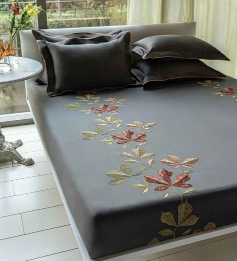 King Size Bedsheet Set, Kusan Cover Design, Bedsheets Designs Embroidery, Cotton Bedsheets Designs, Embroidery Designs For Bedsheets, Bad Sheets Design, Embroidery Bedsheets Design, Bedsheet Embroidery Design, Bedsheet Painting Designs