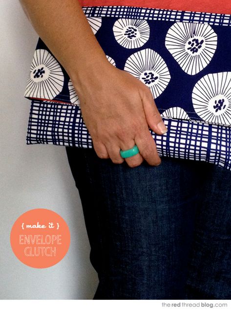 MAKE IT :: Easy Envelope Clutch Purse - We Are Scout Sew Clutch, Clutch Purse Tutorial, Diy Clutch Purse, Clutch Tutorial, Envelope Clutch Purse, Diy Fashion Projects, Sac Diy, Diy Clutch, Purse Tutorial