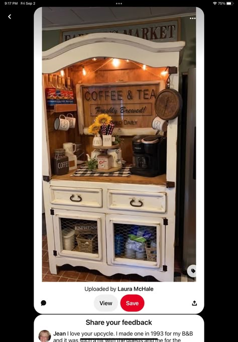 Coffee Vibes Aesthetic, Kaffe Station, Coffee Bar Decorations, Kitchen Counter Coffee Bar, Coffee Bar In Kitchen, Counter Coffee Bar, At Home Coffee Bar, Bar In Kitchen, Coffee Bar At Home