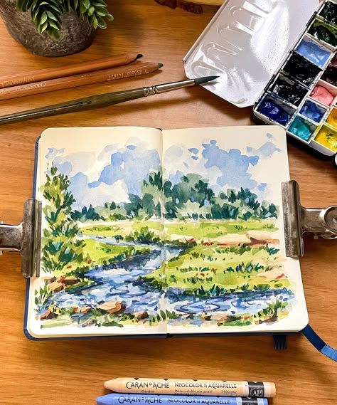 🇪🇸Probando la versión mas pequeña de mi nuevo cuaderno favorito con este paisaje, para llevármelo a pintar fuera ya que me cabe en el bolso! 😊 🇺🇸Trying out the smallest version of my new favourite sketchbook with this landscape, to take it to paint outside since it fits in my bag! 😊 . . #mixedmedialandscape #acuarela #Watercolor #aquarelle #acquarello #sketchbookspread #mixedmediasketchbook #mixedmediaartist #waxpastels #coloredpencil #gouache #mixedmediaart #watercolourpainting #watercolou... Sketching And Painting, Watercolor Sketchbook Inspiration, Painting Landscape Watercolor, Watercolor Artist Aesthetic, Urban Watercolor Sketching, Drawings For Watercolor, Gouache Illustrations Landscape, Watercolor Art Scenery, Sketchbook Ideas Watercolor