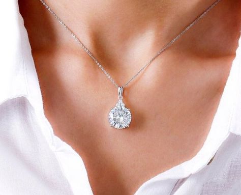 2.50Ct Round Cut Simulated Solitaire Diamond Pendant 14k White Gold Plated Chain Solitaire Diamond Pendant, Pendant For Men, Cute Selfies Poses, Solitaire Diamond, Solitaire Pendant, Gold Plated Chains, Diamond Solitaire, Diamond Pendant, Gold Finish