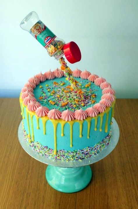 magnificent-birthday-cake-designs-for-kids-26 Birthday Cake Diy, Anti Gravity Cake, Gravity Defying Cake, Gravity Cake, Mini Torte, Cake Diy, Cupcake Cake, Diy Cake, Drip Cakes